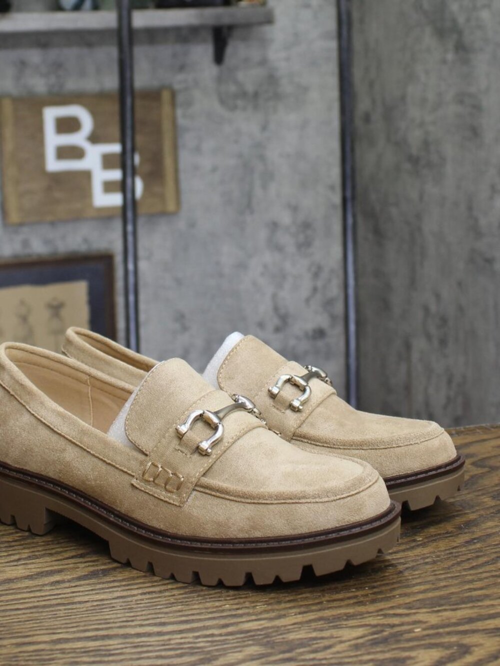 NWT Journee Collection Comfort Foam Jessamey Platform Loafers Taupe Brown 7.5M - Picture 2 of 10